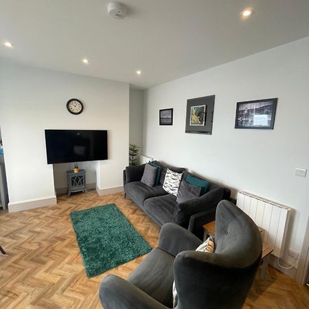 Superb 2 Bedroom Sea View Flat Scarborough Exterior foto
