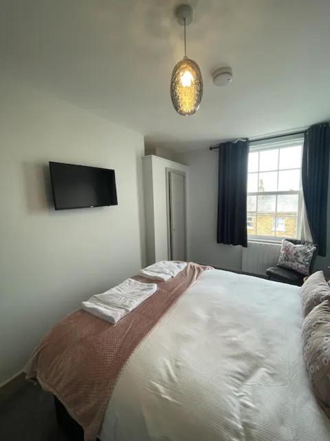 Superb 2 Bedroom Sea View Flat Scarborough Exterior foto